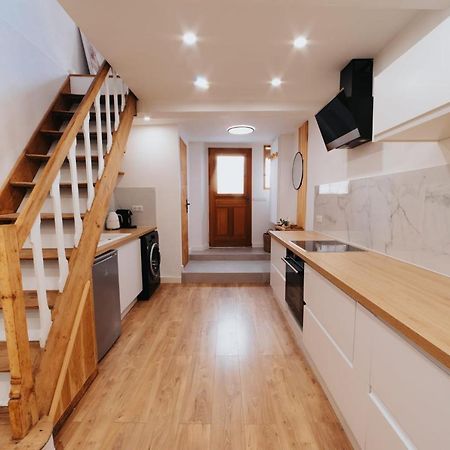 Perfect Family-Oriented And Renovated Townhouse In The Old Antibes Exterior foto