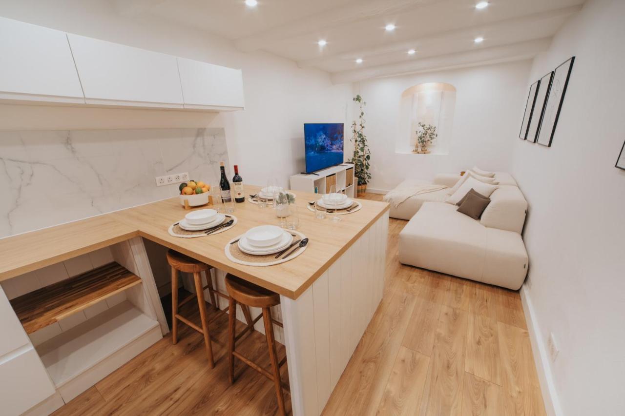 Perfect Family-Oriented And Renovated Townhouse In The Old Antibes Exterior foto