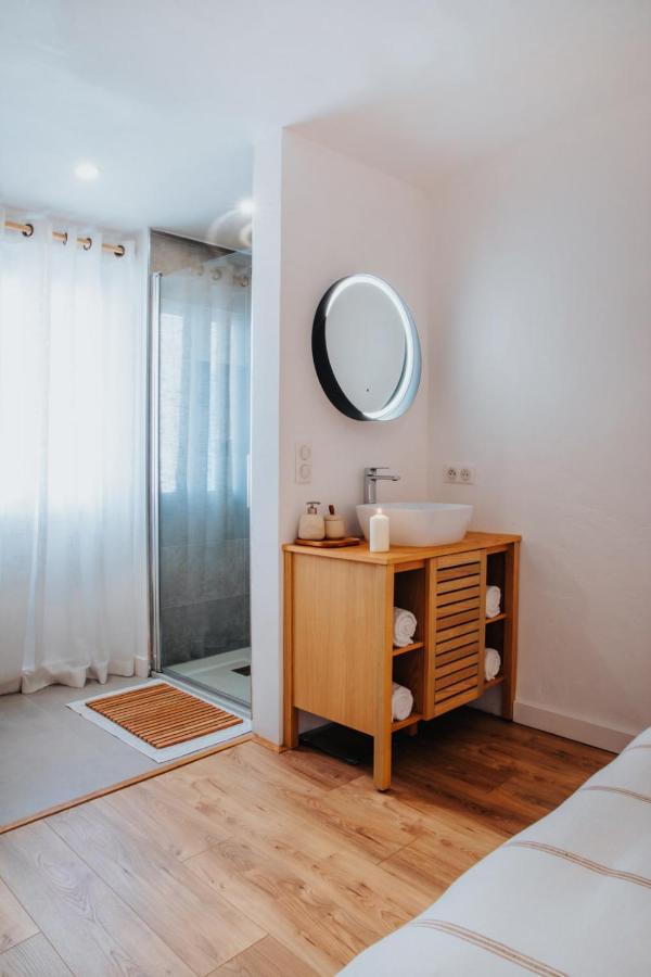 Perfect Family-Oriented And Renovated Townhouse In The Old Antibes Exterior foto